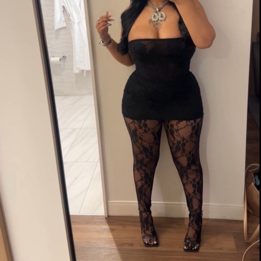 2 peace mesh flora set. Tights plus dress! Great condition